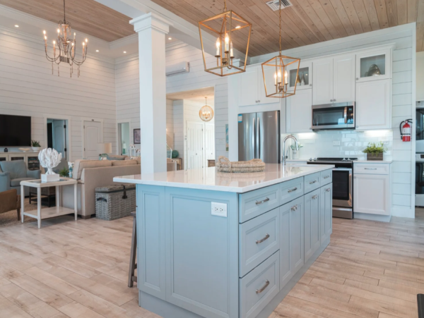 Luxurious Beachfront Villa in Little Exuma - 4-Bedroom Getaway